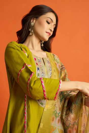 Shop_Khwaab By Sanjana Lakhani_Green Chiffon Embroidery, Straight Kurta Set With Printed Pattern Dupatta _Online