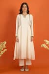 Buy_Naintara Bajaj_Off White Chiffon Round Neck Side Gathered Kurta Pant Set _Online