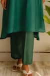 Juanita By Shubhda_Green Chanderi Zari Mandarin Collar, Split V-neck Kurta And Pant Set _Online_at_Aza_Fashions
