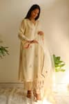 Buy_Juanita By Shubhda_Cream Chanderi Embroidery, Zari V-neck Handwoven Kurta Set 