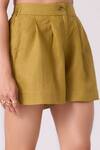 Shop_The Summer House_Green Linen Maxim Pleated Shorts 