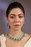 Buy_Vivinia By Vidhi Mehra_Green Stones Emerald Elegance Necklace Set _at_Aza_Fashions