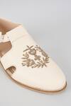 Buy_Rng Safawala_White Zari, Embroidery Ivory Crown Buckle Sandals _Online_at_Aza_Fashions