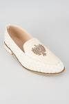 Buy_Rng Safawala_Off White Ivory Lucknowi Crown Juttis _at_Aza_Fashions