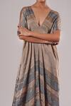 Buy_Urvashi Kaur_Blue Tissue, Silk V-neck Zen Striped Pattern Asymmetric Kurta _Online_at_Aza_Fashions