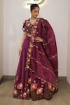 Buy_Label Deepshika Agarwal_Purple Organza Embroidery Sweetheart Neck Big Flower Motif Hand Lehenga Set 