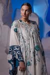 Samant Chauhan_Ivory Cotton, Silk Embroidery V-neck Floral Applique And Kaftan _Online_at_Aza_Fashions