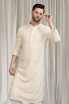 Buy_Aham-Vayam_Ivory Cotton Embroidery Jashne Khaas Kurta Set _Online