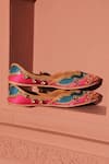 Buy_House Of Vitti India_Pink Palace Mirror Embellished Juttis 