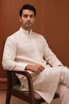 Char Chaand_Ivory Embroidery Shimmer Classic Kurta _Online_at_Aza_Fashions
