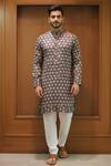 Char Chaand_Brown Linen, Silk Geometric Kurta _Online_at_Aza_Fashions