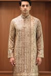 Shop_Char Chaand_Gold Linen, Silk Animal Print Kurta _Online_at_Aza_Fashions