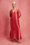 Buy_Ekaya Banaras_Pink Silk V-neck Banarasi Emboss Kaftan With Side Slits _at_Aza_Fashions