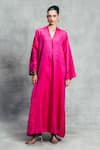 Buy_Ekaya Banaras_Pink Satin V-neck Handwoven Gerum Pattern Banarasi Kaftan _at_Aza_Fashions