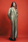 Buy_Ekaya Banaras_Green Silk V-neck Handwoven Banarasi Emboss Kaftan _at_Aza_Fashions