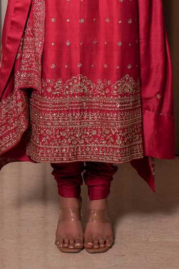 Buy_Esha Koul_Pink Silk, Chanderi, Embroidered Straight Kurta Set With Churidar And Dupatta _Online_at_Aza_Fashions