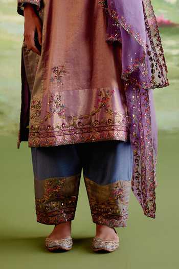 Buy_Naaz By Noor_Purple Chanderi, Tissue, Organza Embroidery V-neck Jor Baagh Kurta Set _Online_at_Aza_Fashions
