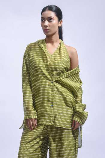 Shop_JAYATI GOENKA_Olive Green Chanderi Silk Halter Neck, Collared Mud Block Print Pant Set _Online_at_Aza_Fashions