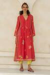 Buy_Swatti Kapoor_Coral Chanderi, Cotton Beads V-neck Kiara Handwoven Kurta _at_Aza_Fashions