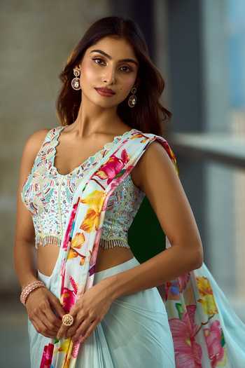 Samyukta Singhania_Blue Viscose, Silk Beads, Tassels Sweetheart Floral Pattern Pre-draped Saree Set _Online
