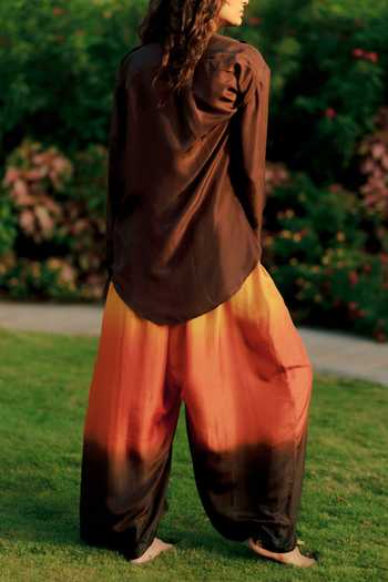Shop_Ituvana_Multi Color Silk Collared Arka Sunset Ombre Shirt And Pant Set _at_Aza_Fashions