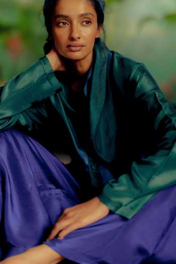 Buy_Ituvana_Blue Silk Applique Nira Ocean Habutai Kurta And Palazzo Set _Online_at_Aza_Fashions