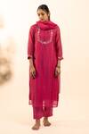 Buy_Tatwa_Pink Chanderi Embroidery Round Neck Kurta Set 