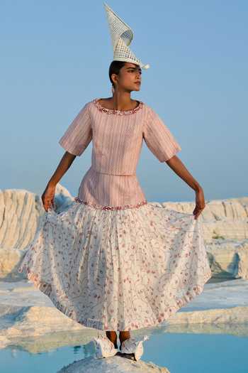 Ahmev_Red Cotton, Chanderi Embroidery, Lace Hnin Quilted Skirt _Online_at_Aza_Fashions
