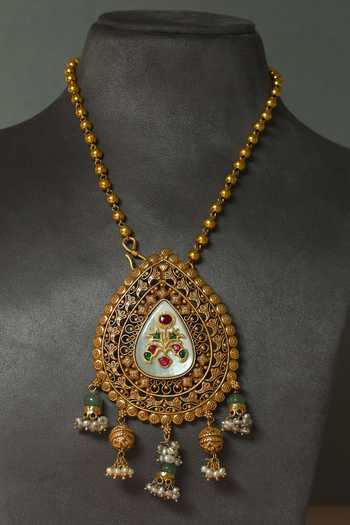 Buy_Mero Jewellery_Gold Plated Pearls, Stones Handcrafted Floral Pendant Necklace _at_Aza_Fashions