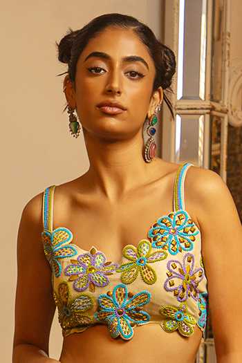Vandana Sethi_Blue Organza Beads, Zari, Metallic Thread Square Neck Kurta Set With And Work _Online_at_Aza_Fashions