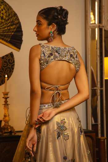 Vandana Sethi_Gold Organza Sequins, Tassels Sweetheart Neck Lehenga Set _Online_at_Aza_Fashions