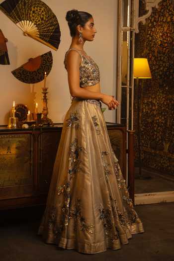 Shop_Vandana Sethi_Gold Organza Sequins, Tassels Sweetheart Neck Lehenga Set _Online_at_Aza_Fashions