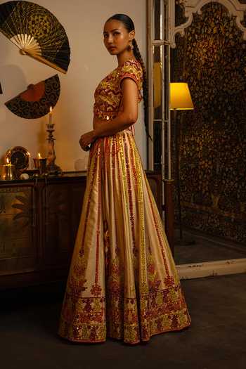 Shop_Vandana Sethi_Gold Silk Embroidery, Sequins, Mirrors Round Neck Raw Lehenga Set _Online_at_Aza_Fashions