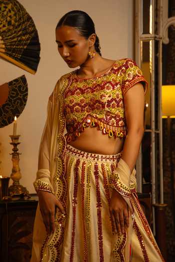 Vandana Sethi_Gold Silk Embroidery, Sequins, Mirrors Round Neck Raw Lehenga Set _at_Aza_Fashions