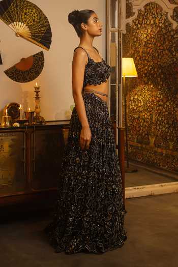 Buy_Vandana Sethi_Black Net Sequins Square Neck Embroidered Lehenga Set _Online_at_Aza_Fashions