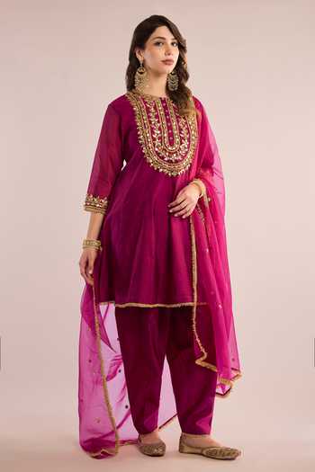 Buy_saina kapoor_Purple Chanderi, Organza Gota Patti Round Neck Embroidered Yoke Anarkali Set _Online_at_Aza_Fashions