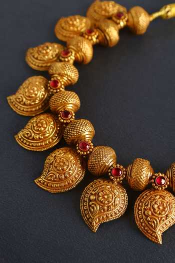 Mero Jewellery_Gold Plated Stones Handcrafted Silver Necklace And Earrings Set _Online_at_Aza_Fashions