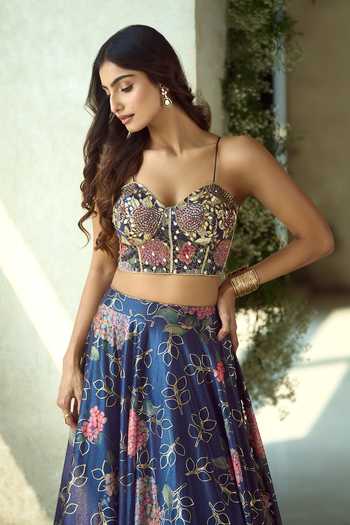 Samyukta Singhania_Pink Lycra Zari Sweetheart Neck Handwork Printed Lehenga Set With Corset _Online