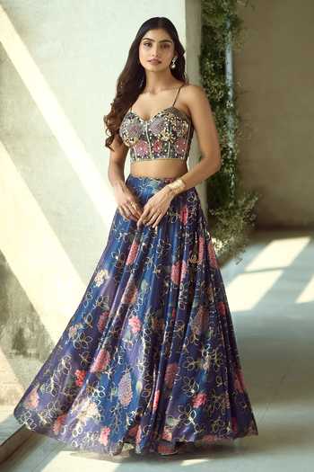 Samyukta Singhania_Pink Lycra Zari Sweetheart Neck Handwork Printed Lehenga Set With Corset 