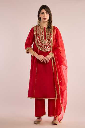 Buy_saina kapoor_Red Organza, Chanderi Gota Patti Round Neck And Kurta Set With Dupatta _at_Aza_Fashions