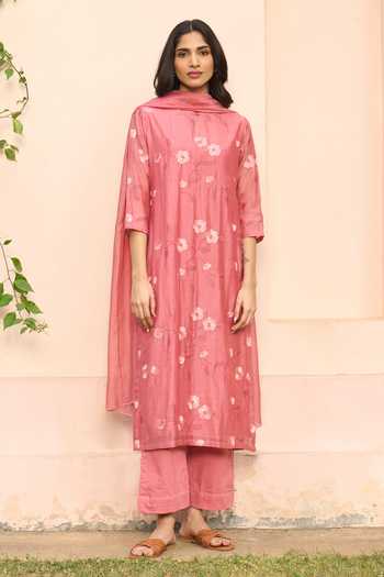 Buy_Vaayu_Pink Muslin Embroidery, Tassels High Neck Hibiscus Kurta Set _at_Aza_Fashions