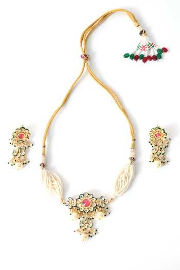 Shop_ChhavI'S Jewels_Pink Stones, Pearls Floral Kundan Embellished Choker Necklace Set _Online_at_Aza_Fashions
