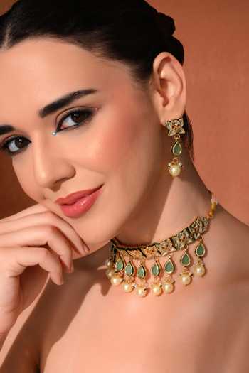Buy_ChhavI'S Jewels_Green Pearls, Stones Polki Embellished Choker Set 