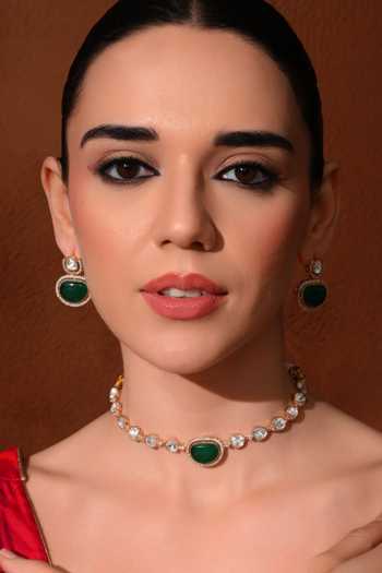 Buy_ChhavI'S Jewels_Green Stones Polki Embellished Choker Set 