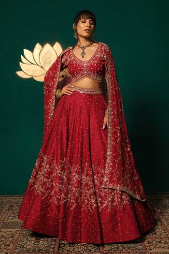 Niloufer By Aasif Ally_Red Silk, Tissue Embroidery, Sequins V-neck Zardozi And And Dupptta Lehenga Set _at_Aza_Fashions