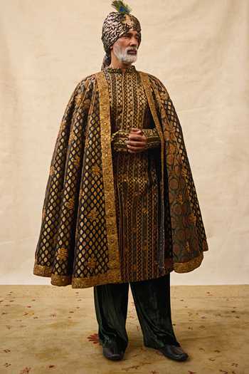 Buy_Itrh_Green Brocade, Chanderi Embroidery, Zari, Gota Patti Vajra Sherwani Set _at_Aza_Fashions