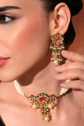 Buy_ChhavI'S Jewels_Pink Stones, Pearls Floral Kundan Embellished Choker Necklace Set 