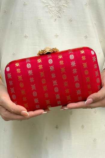 Buy_AMYRA_Red Zari Palki Pure Kanchi Silk Clutch _at_Aza_Fashions