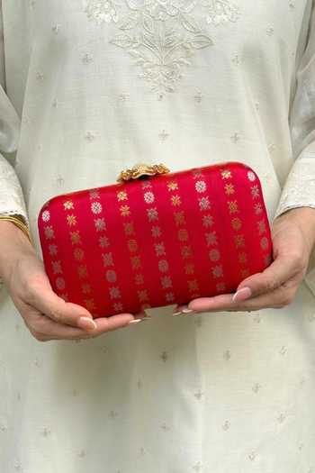 Buy_AMYRA_Red Zari Palki Pure Kanchi Silk Clutch _Online_at_Aza_Fashions