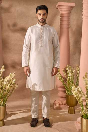 Buy_Arihant Rai Sinha_Off White Silk Embroidery Bundi And Kurta Set 